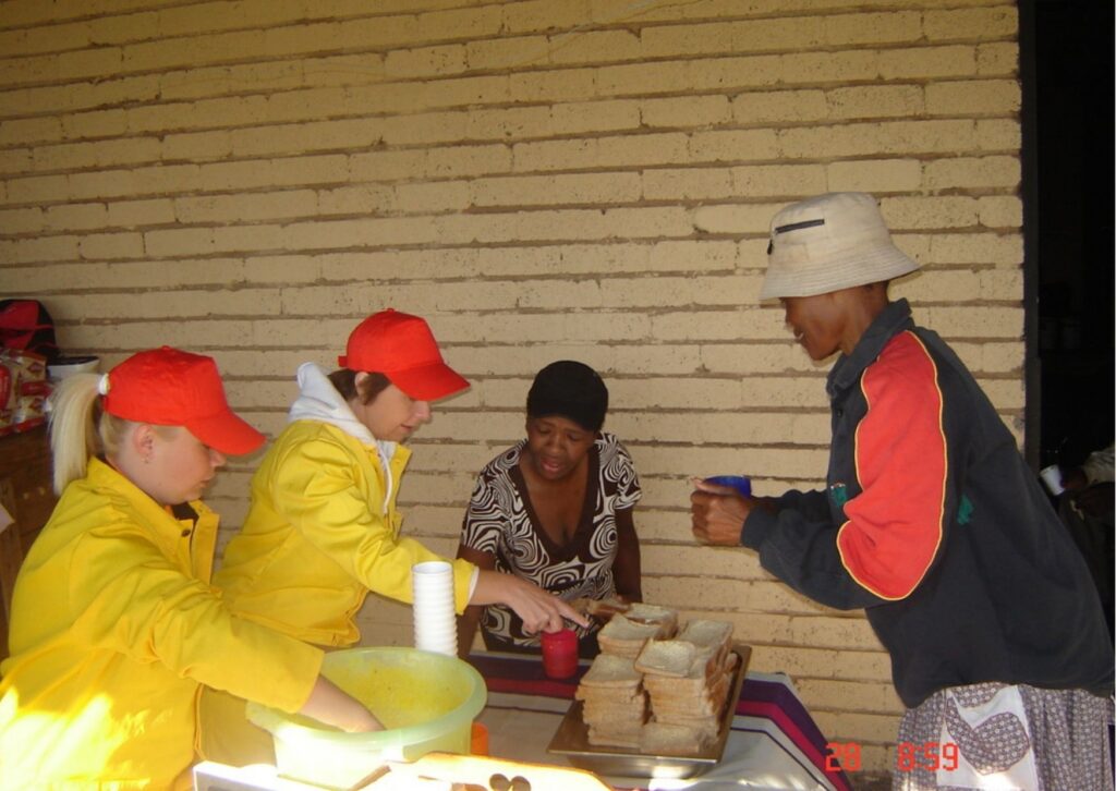 Helping SA (3)