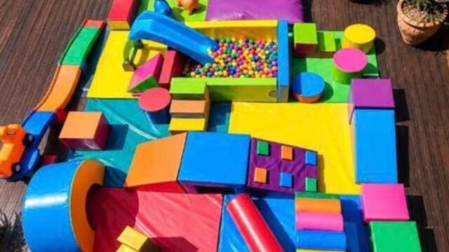 Hop Hasie Hop jumping castle